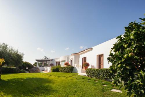 Villa Melograno - Luxury Villas In Sardinia - Palau