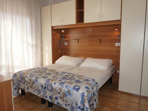 Amazing Holiday Home In Caorle With Shared Pool