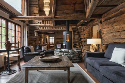4br Traditional Chalet Bbq + Fireplace + View