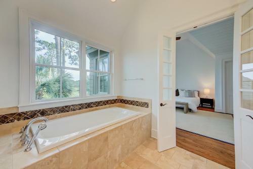 Club Cottage 6