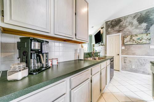 Artful Retreat In Allen