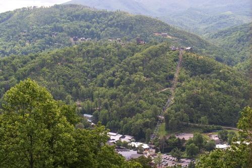 Smoky Mountain High Home