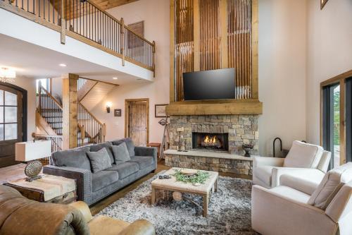 Smoky Mountain High Home
