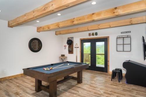 Smoky Mountain High Home