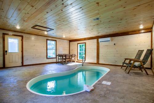 The Mountain Hideaway Mtn View Pool Hot Tub