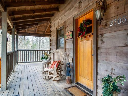 Cedar Forest-theater, Game Room, Hottub