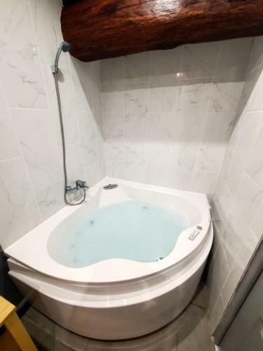Apartamento L'idylle - Studio Cocooning Avec Jacuzzi