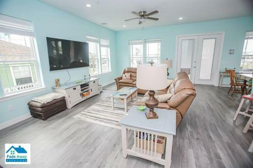 Kalm By The Beach - Ocean View - Sleeps 14
