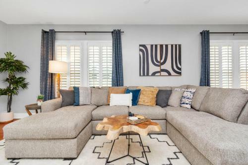 New! ?change Of Pace? 5 Blk To Beach Bikes+firepit