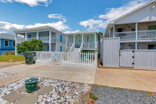 Lazy Days Cottage - Amazing Views And Great Location! Home
