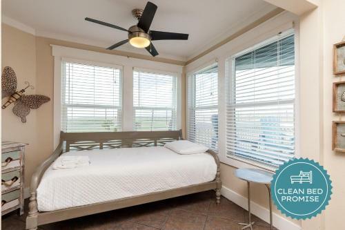 Mustang Island Beach Club 202k