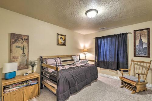 Charming Lehi Apartment With Yard And Fire Pit!