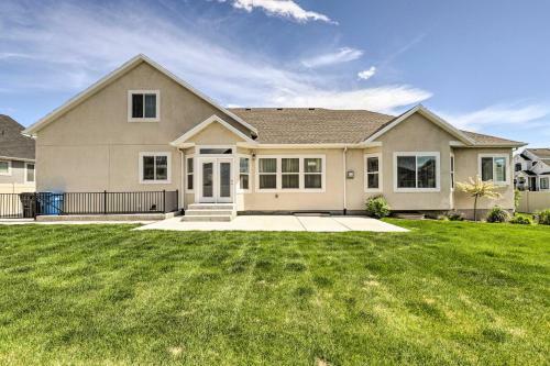 Chic Vineyard Getaway With Yard About 8 Mi To Byu