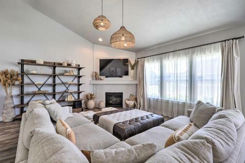 Chic Vineyard Getaway With Yard About 8 Mi To Byu