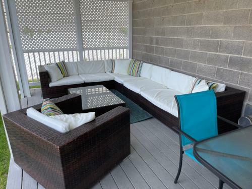 Comfortable Bungalow Near Liberty Park