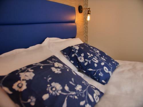 Hostal Room In Apartment - Blue Reves Apartment