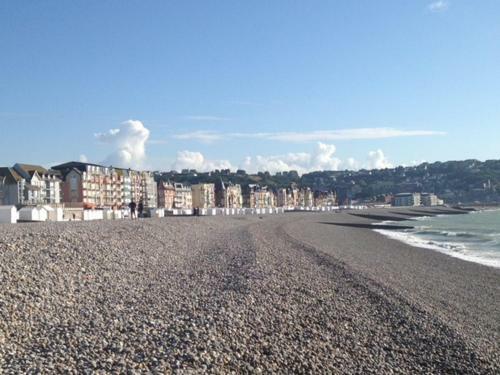 Apartamento Appartement L Hirondelle Mers, Prairie De Mers