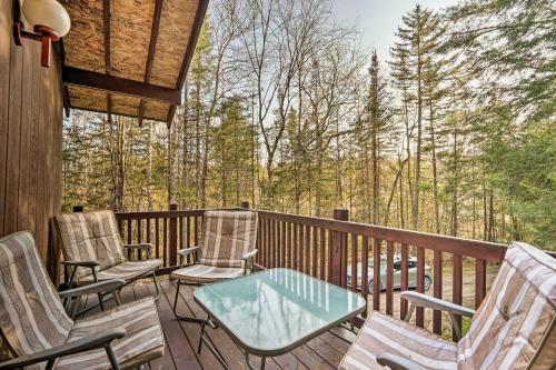 Winhall Retreat With Furnished Deck And Fire Pit!