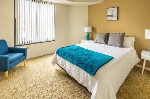 2br Premium Apartment With Gym Parking & Pool By Envitae