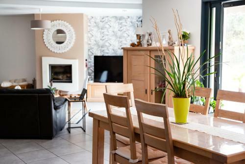 ?magnifique Villa Avec Piscine Spa? Sans Vis � Vis