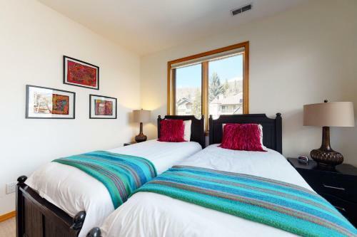 Serene Ski Chalet