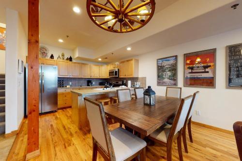 Serene Ski Chalet