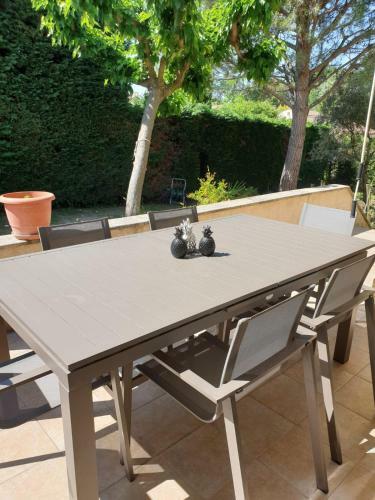 Belle Villa � 10 Min � Pied Du Centre De Monteux