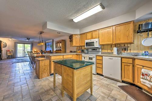 Apartamento Riverside Wisconsin Dells Condo And Pool Access
