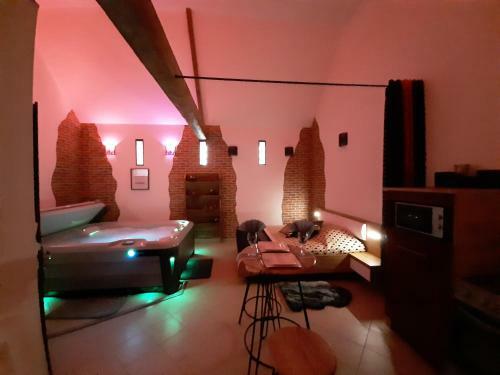Apartamento Studio Avec Spa Privatif - G�te Du Moulin 62130 Pierremont