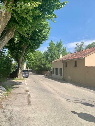 Maison De Village Avec Jardin � La Campagne