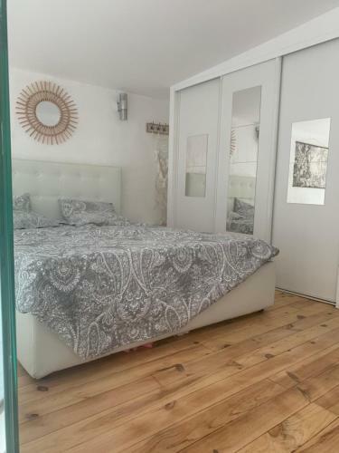 Apartamento Loft Neuf 200 M�tre De La Plage