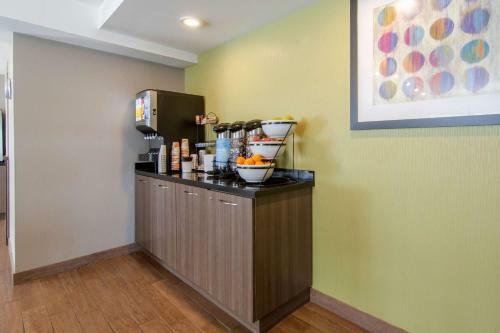 Hotel Comfort Inn Sudbury
