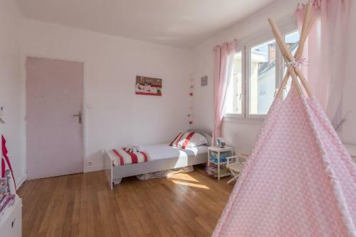 Maison Familiale Avec Jardin, Centre De St Nazaire