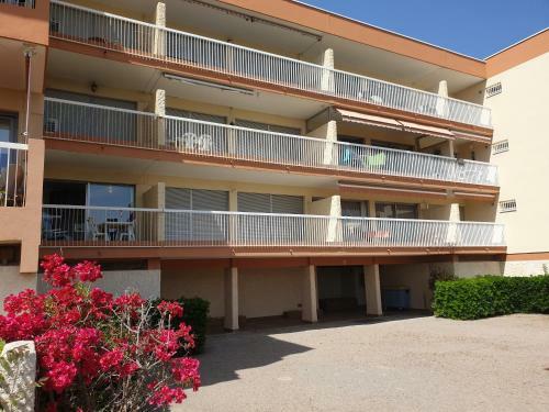 Apartamento Saint-raphael La Peguiere Face A La Plage Vue Mer