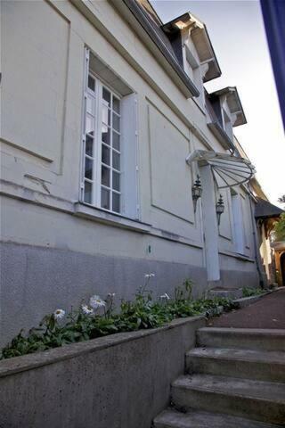 Hostal Chambre Grise Dans Demeure Du 16e