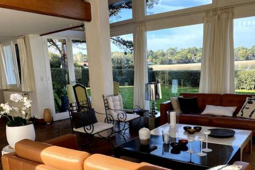 Villa Chaleureuse Avec Vue Imprenable Sur Le Lac.
