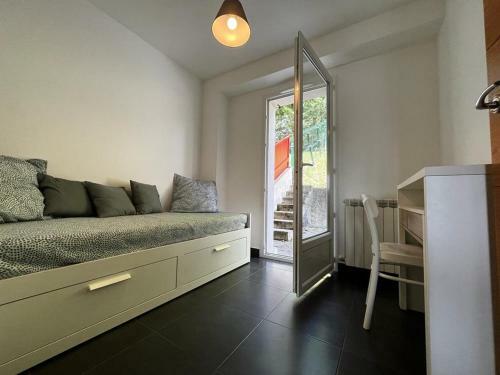 Villa Urrugne, 3 Bedrooms, 6 Persons - Fr-1-239-770