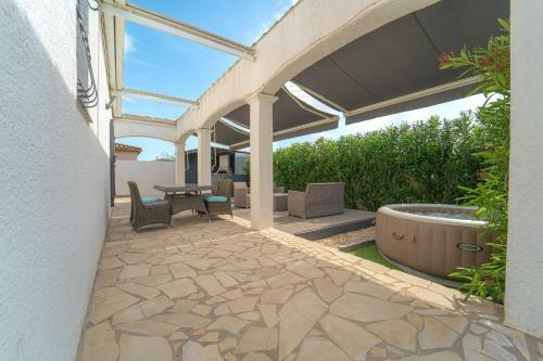 Villa Agate By Precious Houses