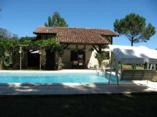Villa Et Sa Piscine Priv�e, Au Calme