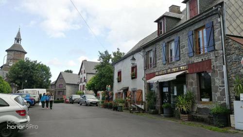 Du Cote De Chez Wan