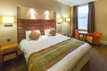 The Cheltenham Chase Hotel - Qhotels