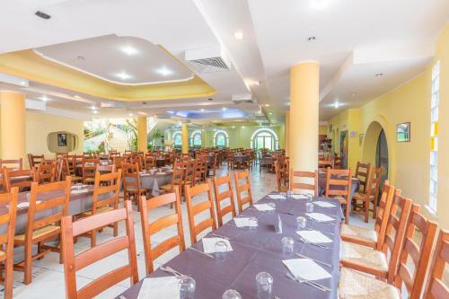 Hotel Sayonara Villaggio Club
