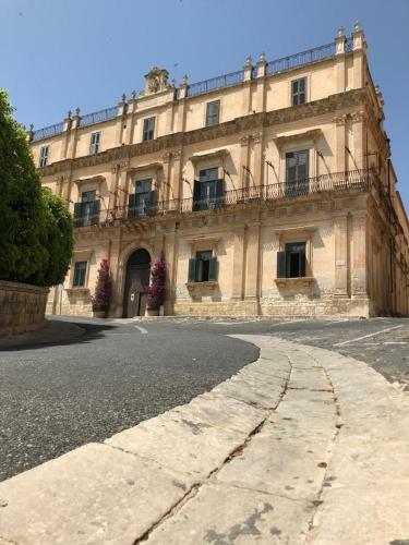 Landolina Palace Hotel