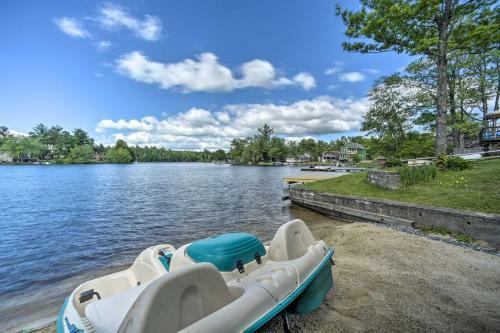 Picturesque Cottage With Sunroom On Ashmere Lake!