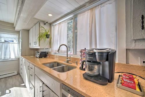 Cozy Great Barrington Home About 1 Mi To Ski Resort!
