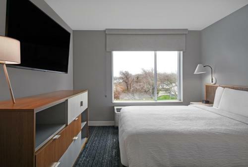 Hotel Towneplace Suites By Marriott Fall River Westport