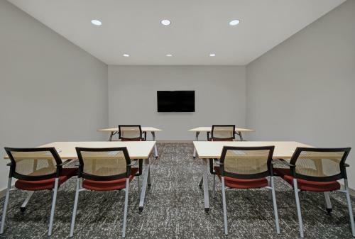 Hotel Towneplace Suites By Marriott Fall River Westport