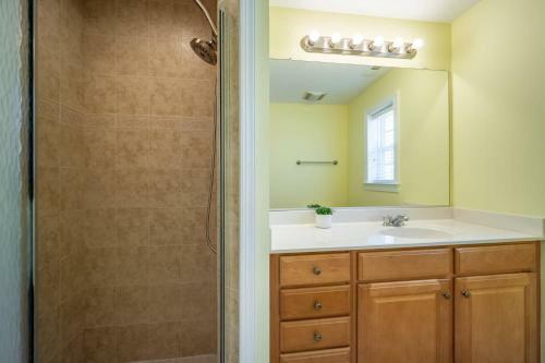 The Palms Oceanside 4 Bed, Beach Gear, Pool, Near Beach
