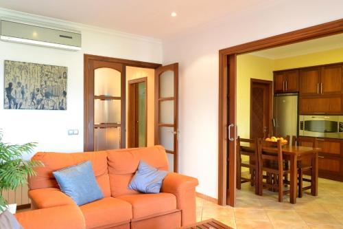 Casa Cas Padr�, Muro 130