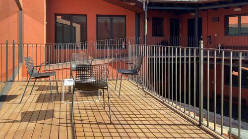 Apartaments Y Habitacions Entre Volcans